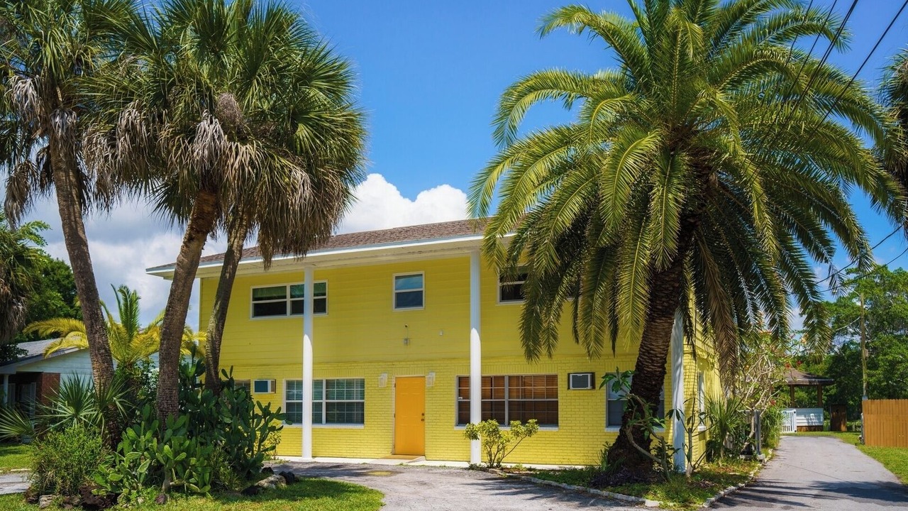 Photo of Others in Largo