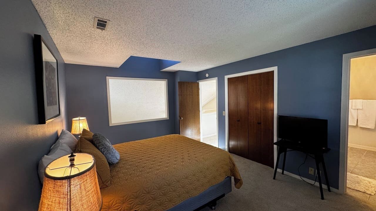 Photo of Bedroom in Holiday Island