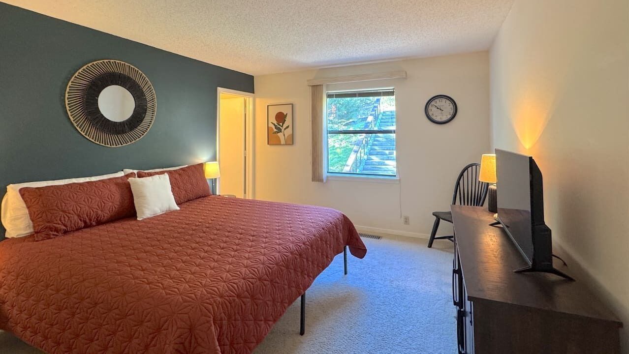 Photo of Bedroom in Holiday Island