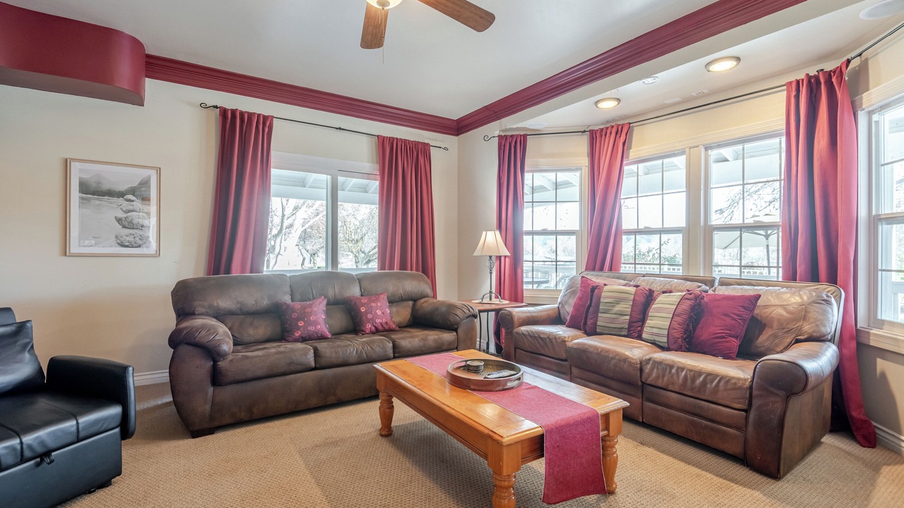 Photo of Livingroom in Paso Robles