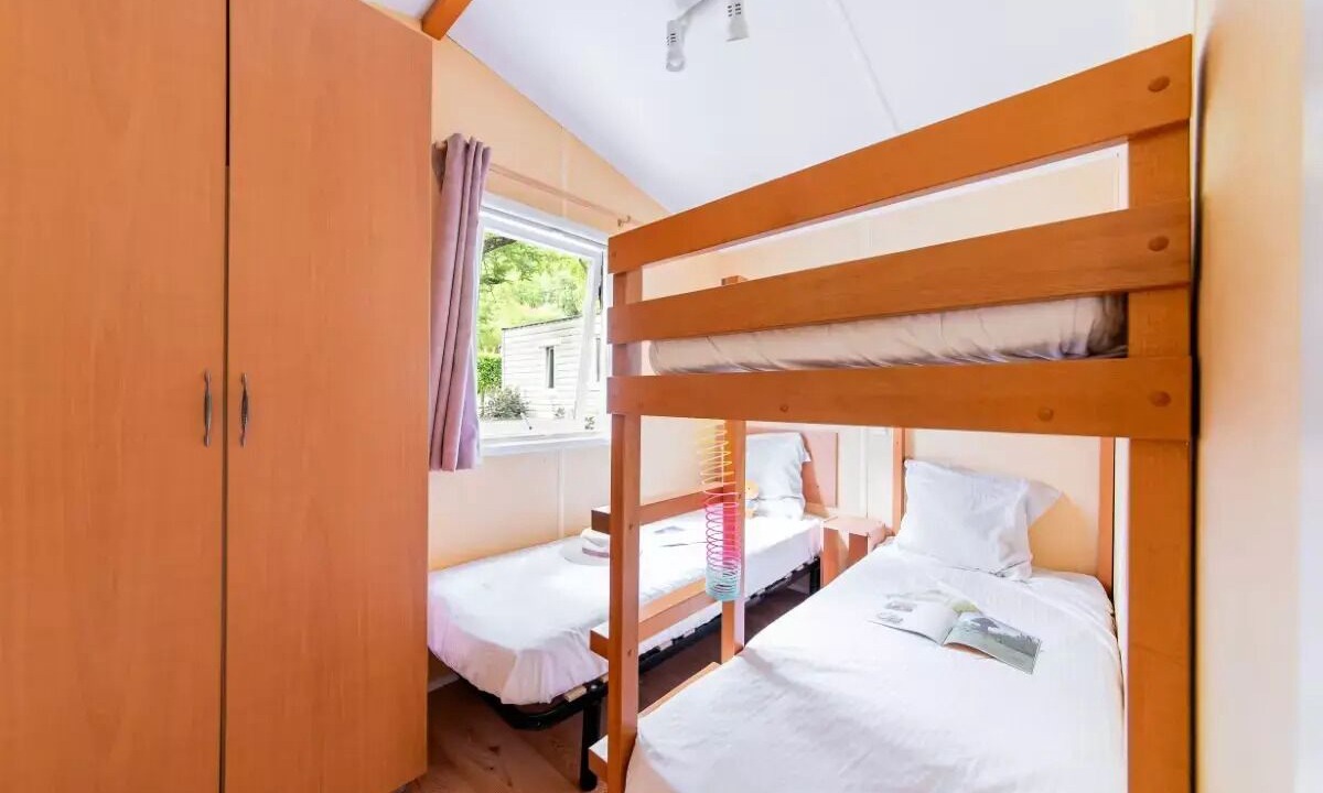 Photo of Bedroom in Saint-Vincent-de-Durfort