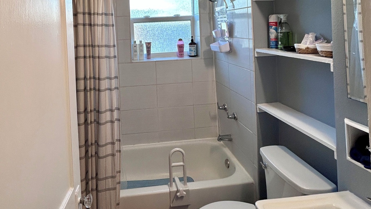 Photo of Bathroom in Fort Worth Cultural District