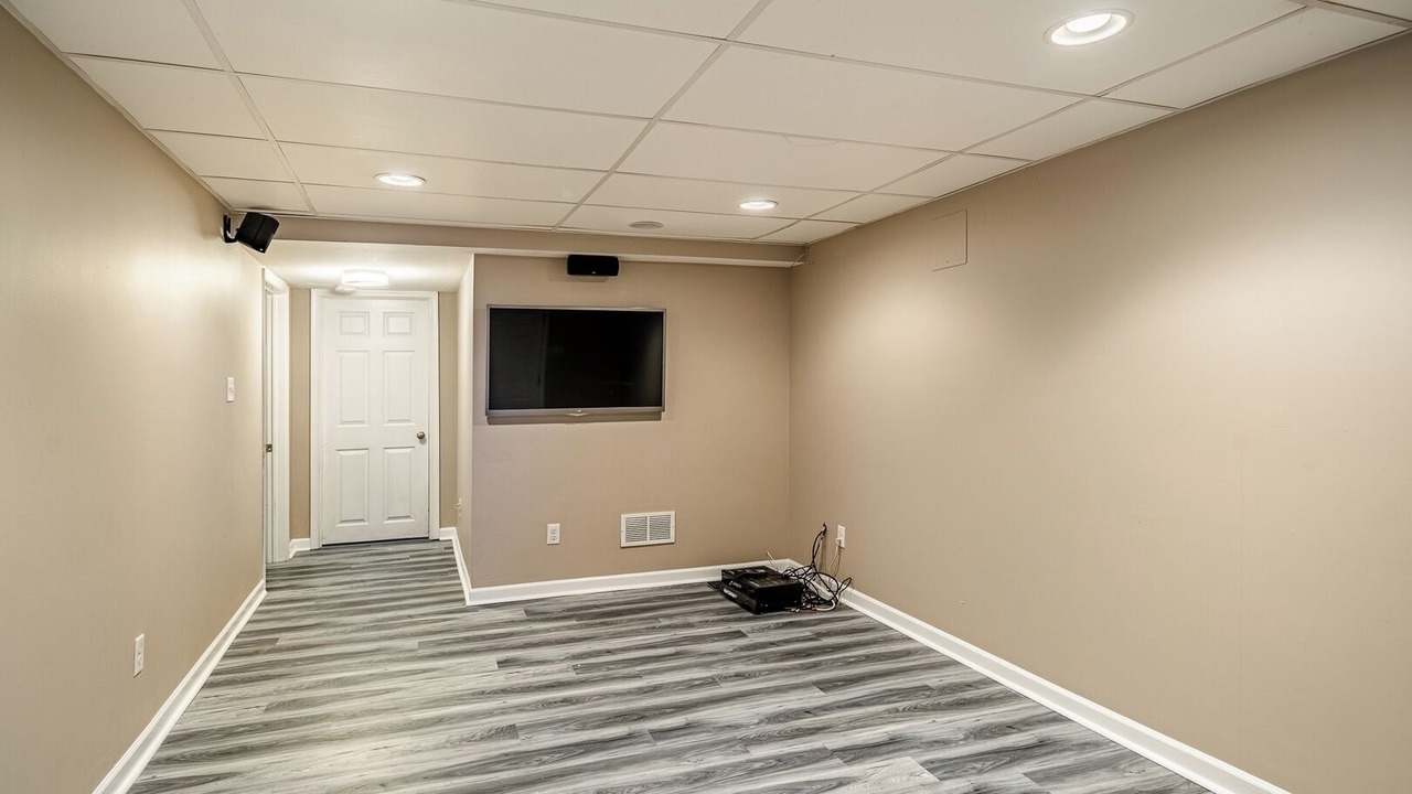 Photo of Others in Middletown