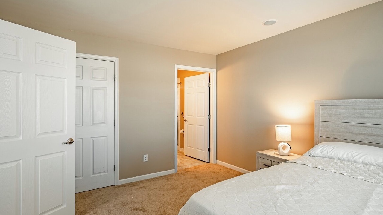 Photo of Bedroom in Middletown