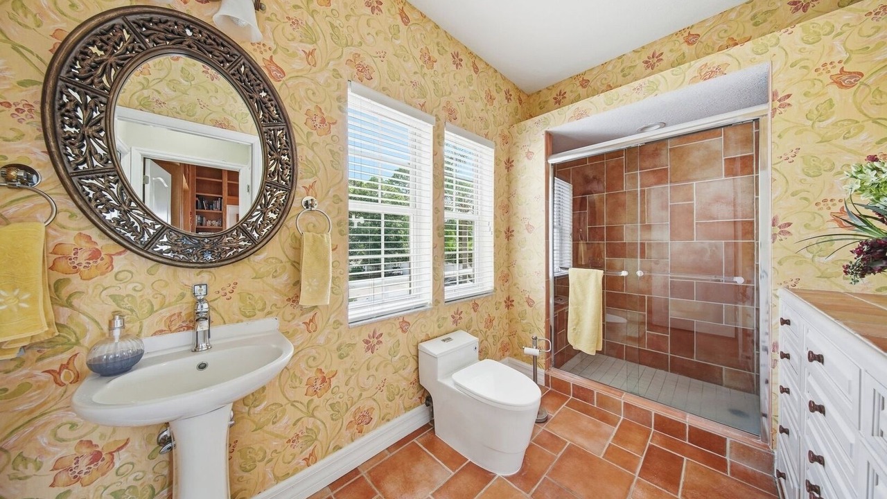 Photo of Bathroom in Palm Harbor