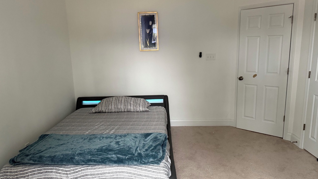 Photo of Bedroom in Midlothian
