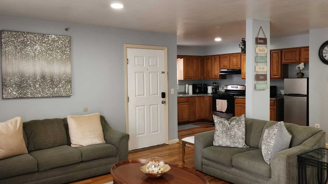 Photo of Livingroom in Newark