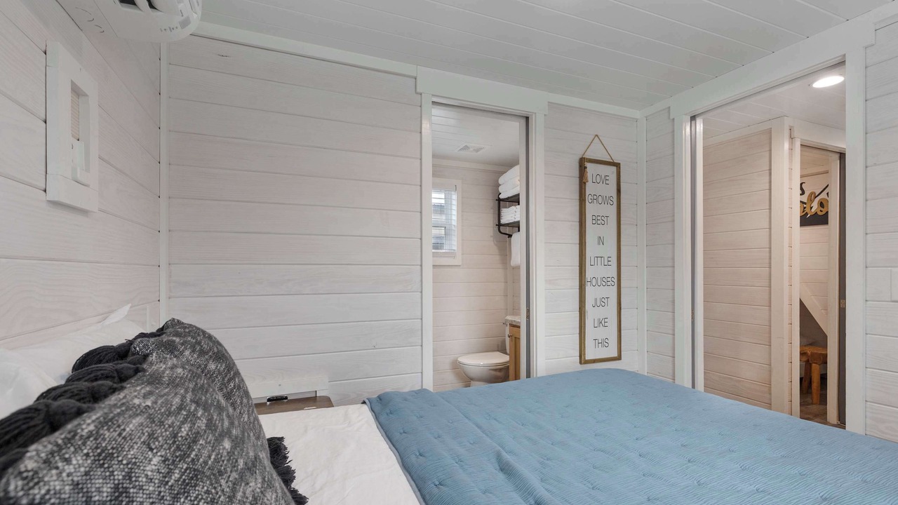 Photo of Bedroom in Fredericksburg
