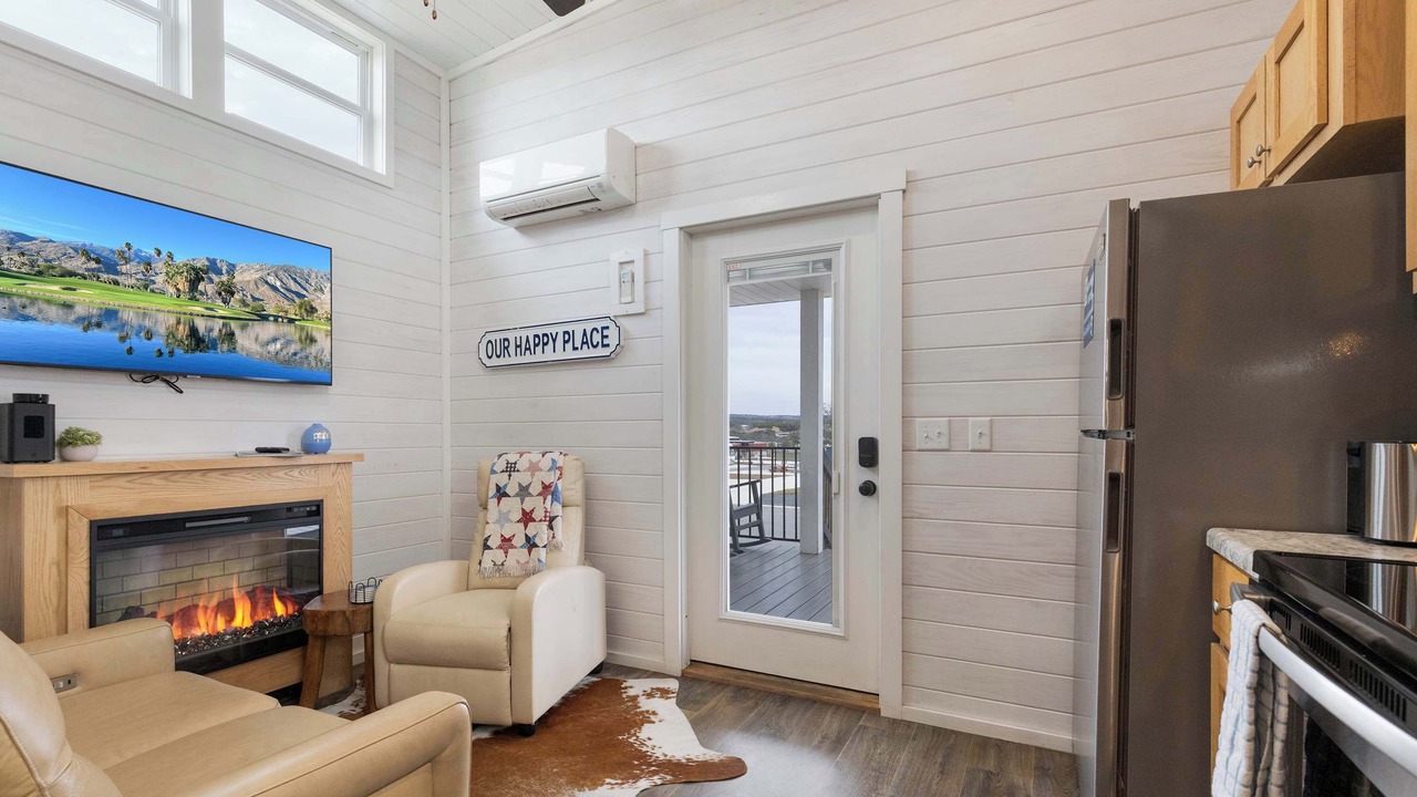 Photo of Livingroom in Fredericksburg