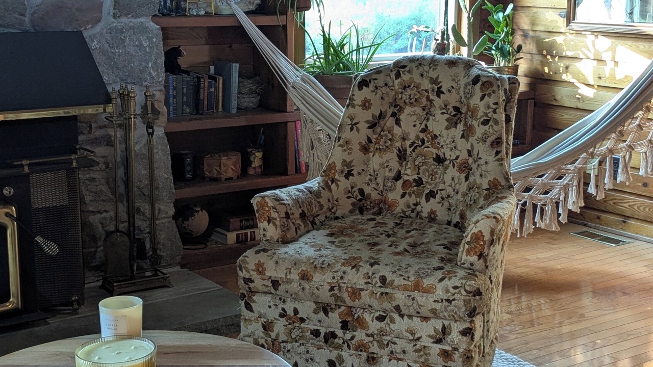 Photo of Livingroom in Fort Erie