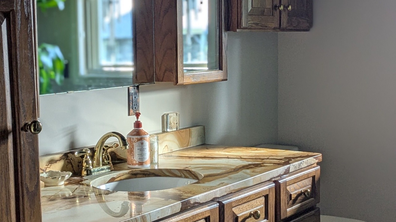 Photo of Bathroom in Fort Erie