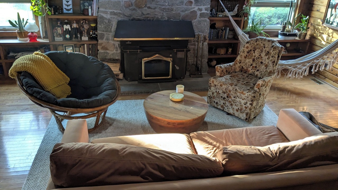 Photo of Livingroom in Fort Erie