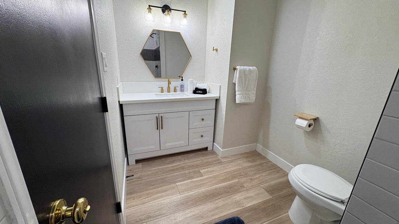 Photo of Bathroom in McNeil Estates