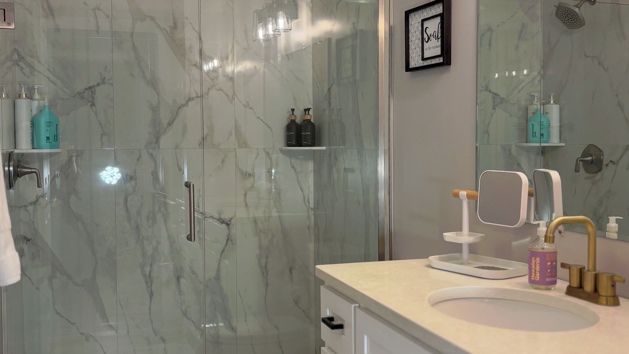 Photo of Bathroom in Mayfield