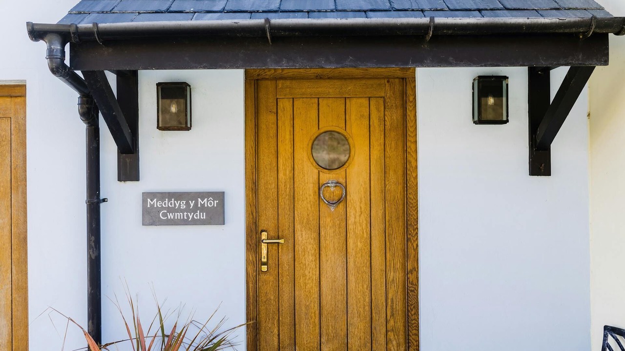 Photo of Others in Llandyssiliogogo