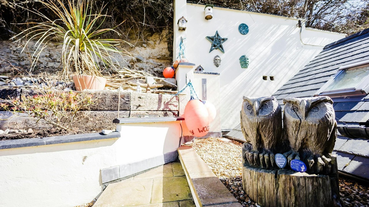 Photo of Outdoor in Llandyssiliogogo