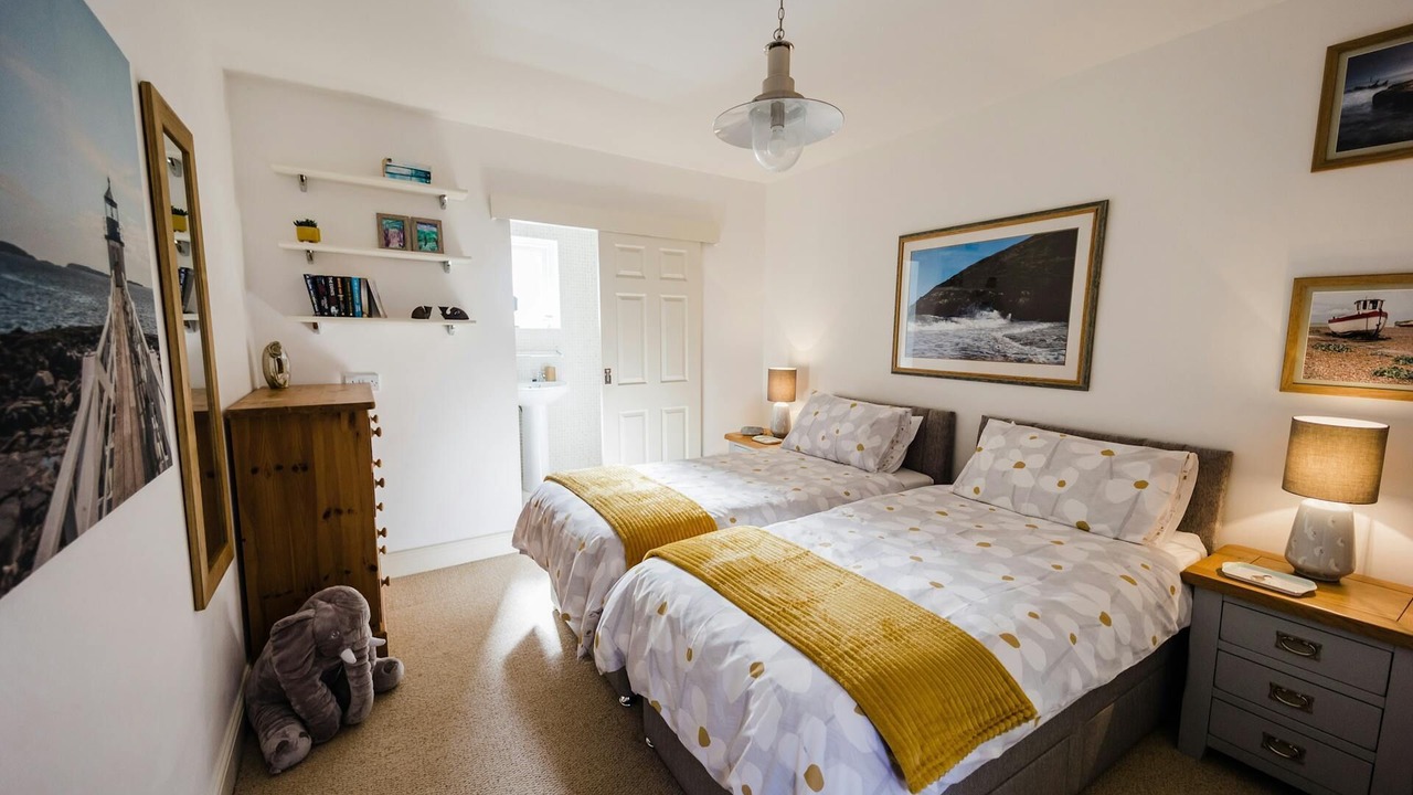 Photo of Others in Llandyssiliogogo