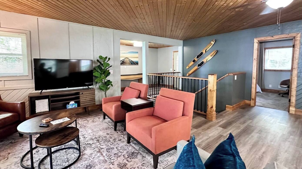 Photo of Livingroom in Barron County