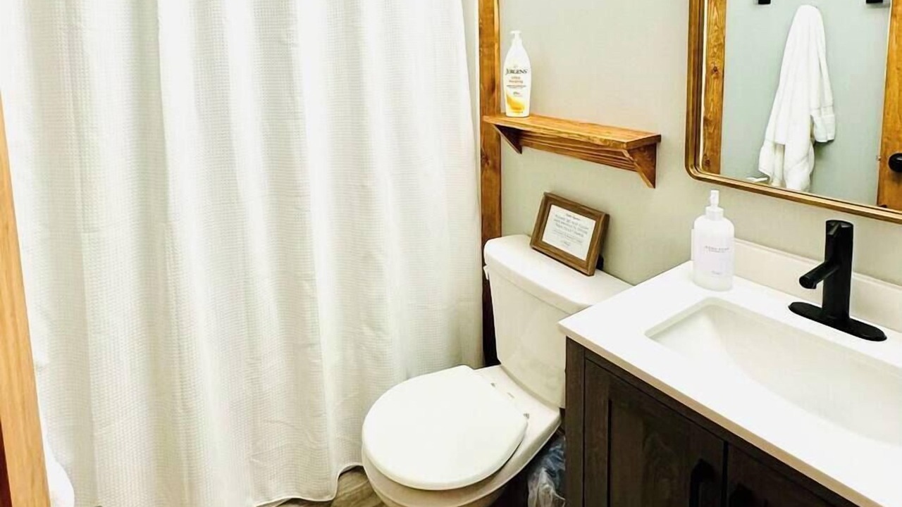 Photo of Bathroom in Barron County