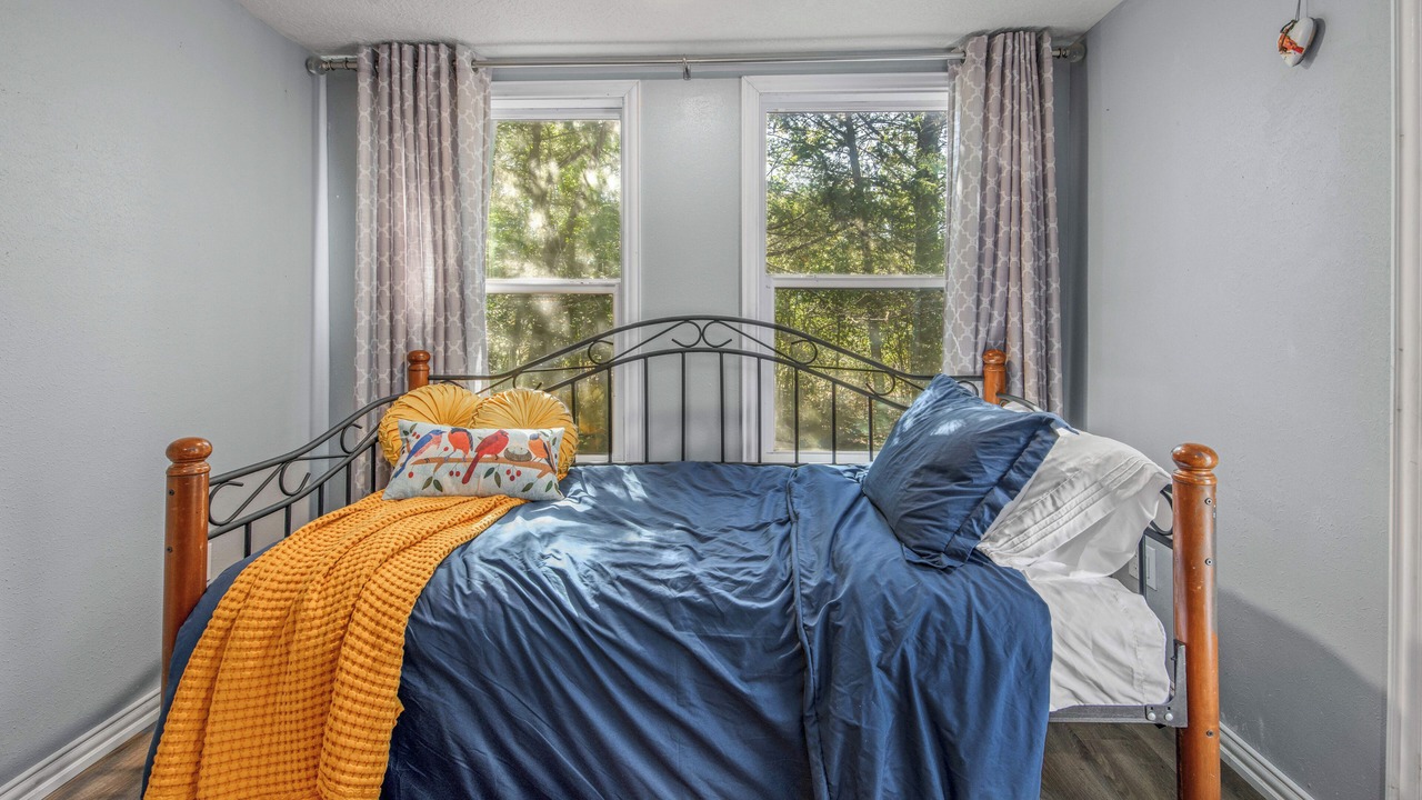 Photo of Bedroom in College Station