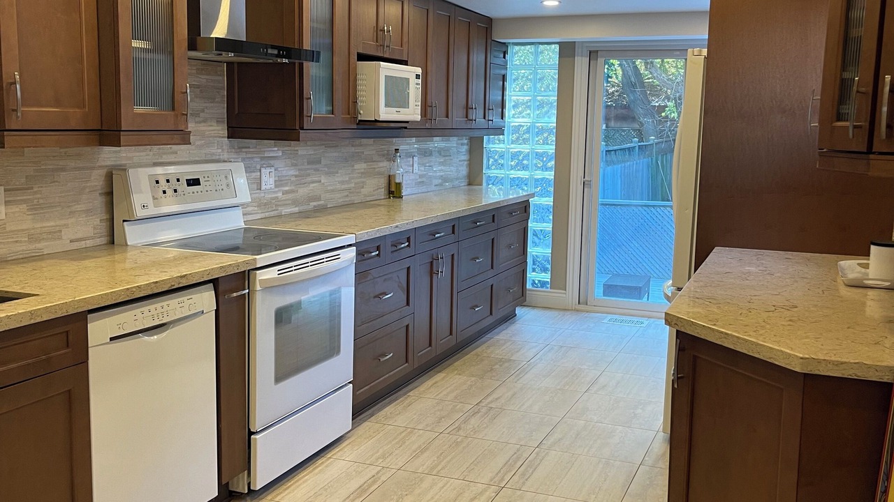 Photo of Kitchen in Old East York