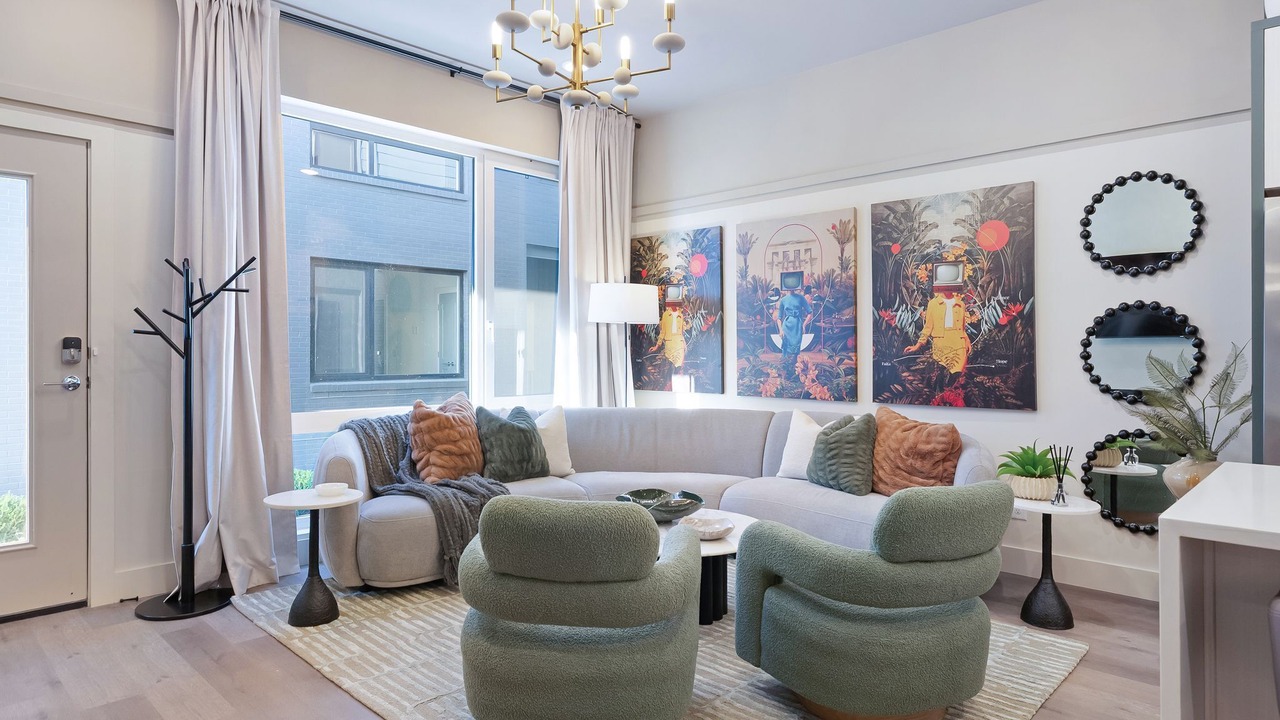 Photo of Livingroom in Haynes Area