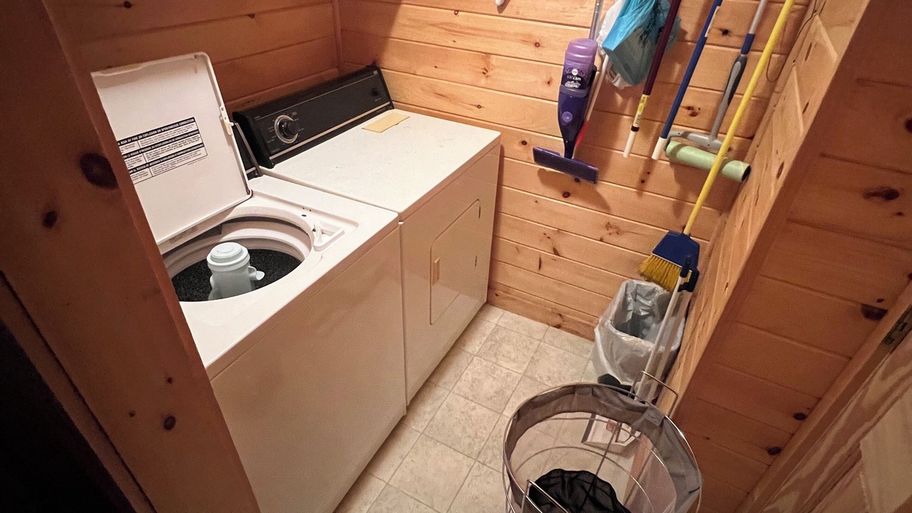 Photo of Bedroom in Perry