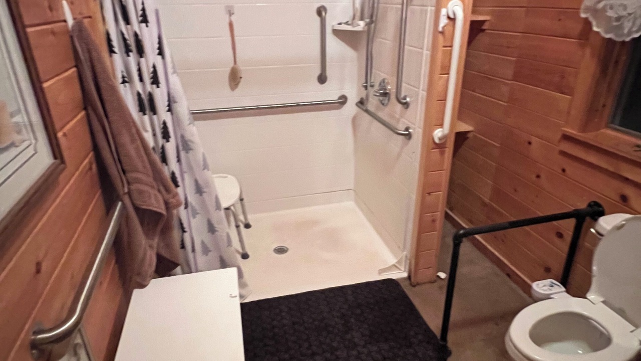 Photo of Bathroom in Perry