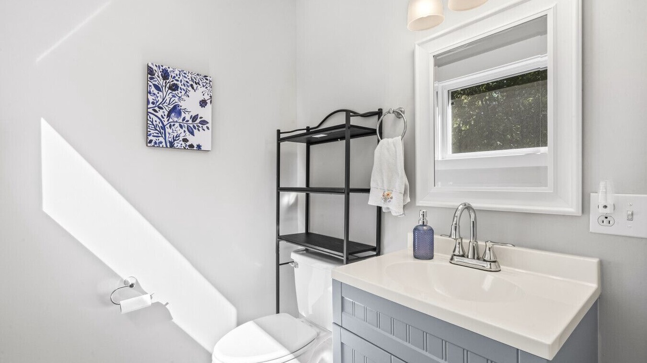 Photo of Bathroom in Olivia