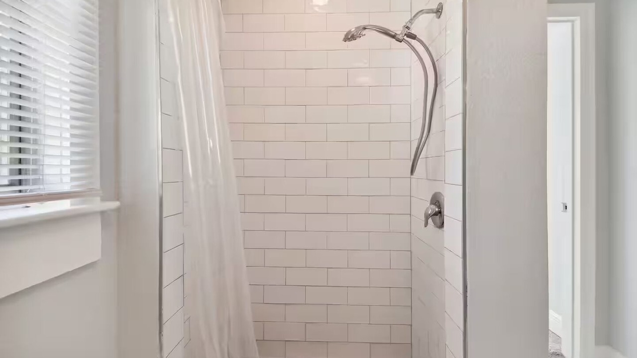 Photo of Bathroom in Colonialtown North