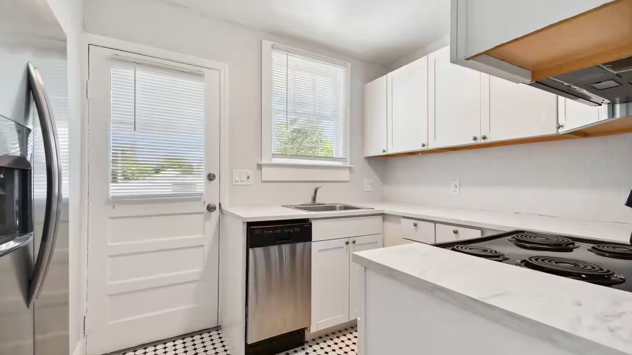 Photo of Kitchen in Colonialtown North