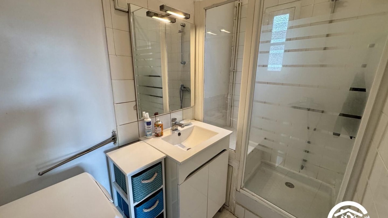 Photo of Bathroom in Saint-Martin-des-Puits