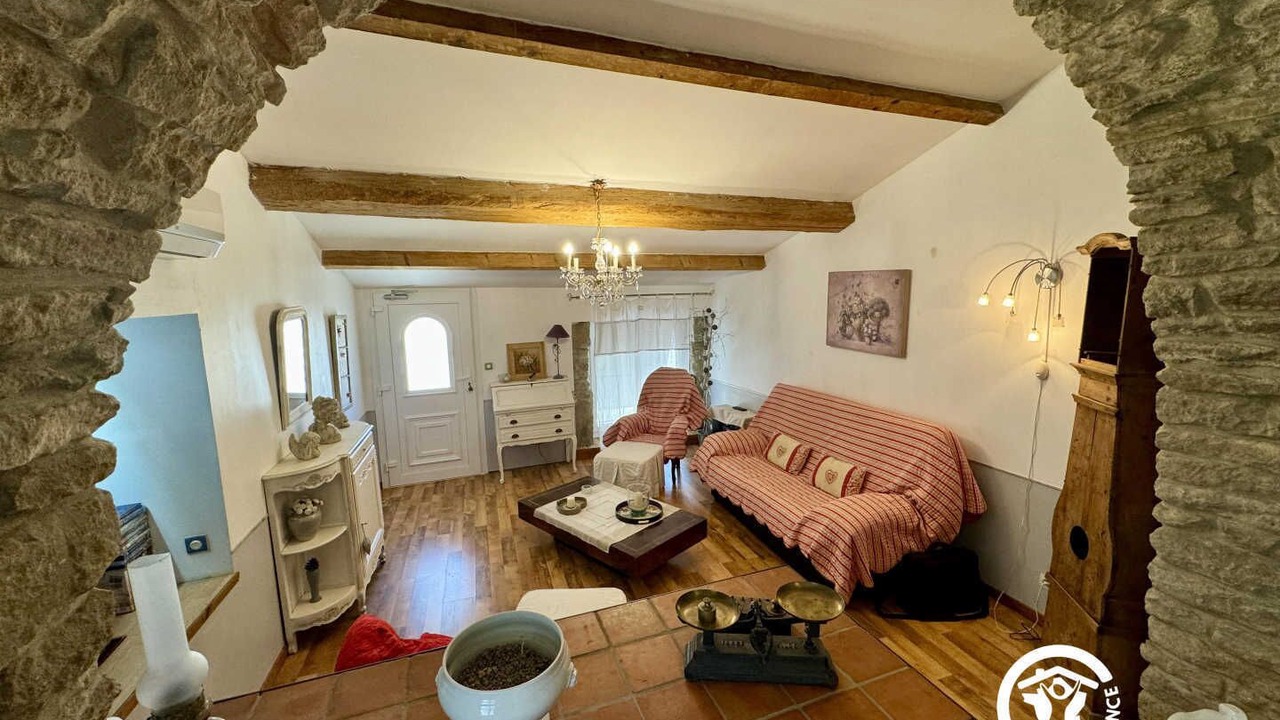 Photo of Livingroom in Laure-Minervois