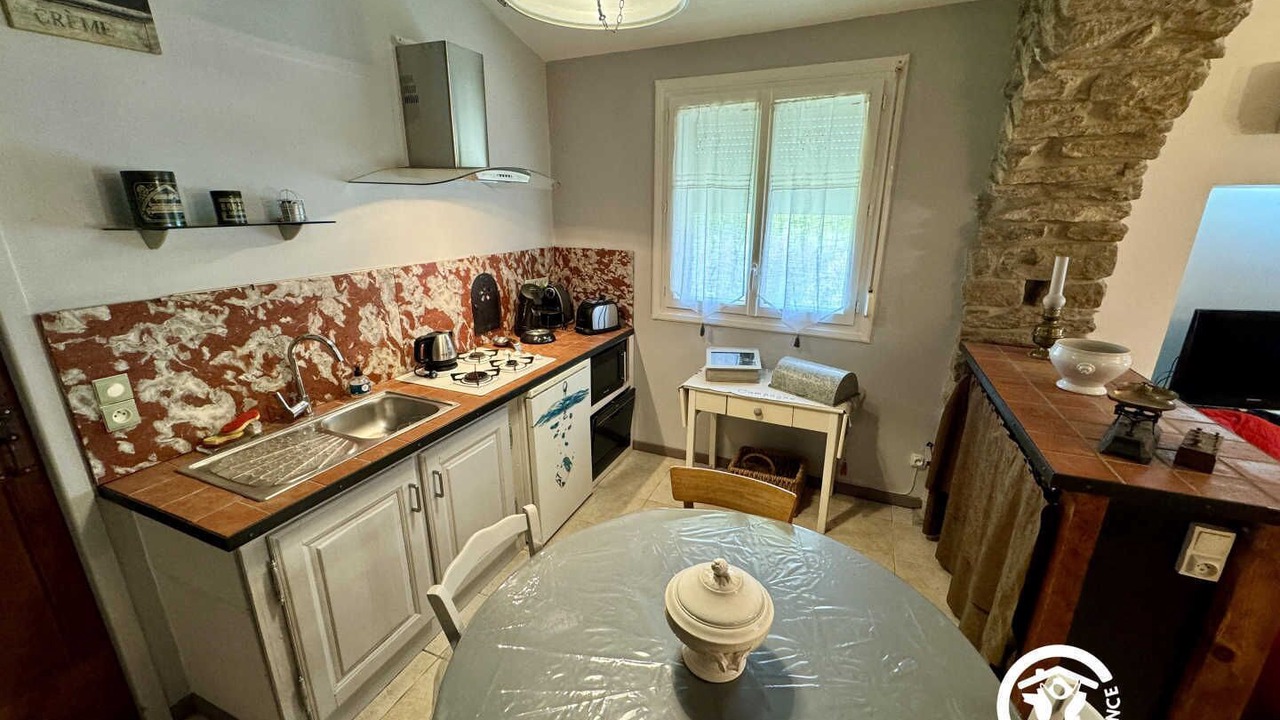 Photo of Kitchen in Laure-Minervois