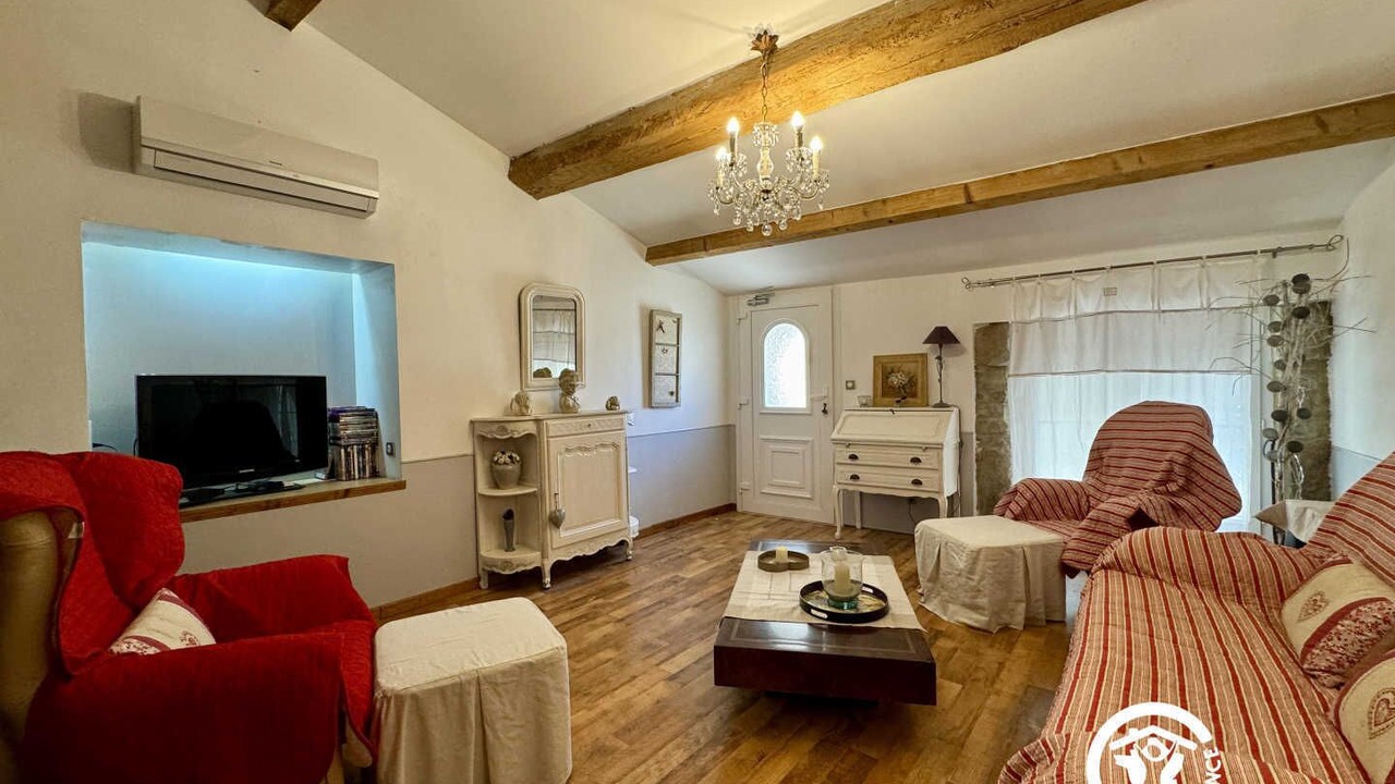 Photo of Livingroom in Laure-Minervois