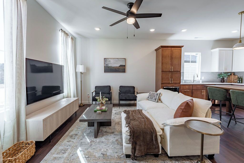 Photo of Livingroom in Brookline Station