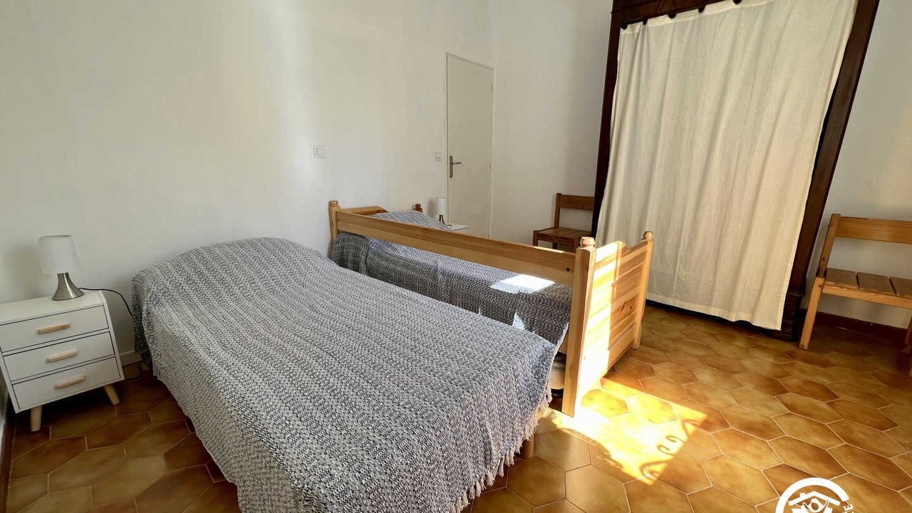 Photo of Bedroom in Roquefort-des-Corbieres