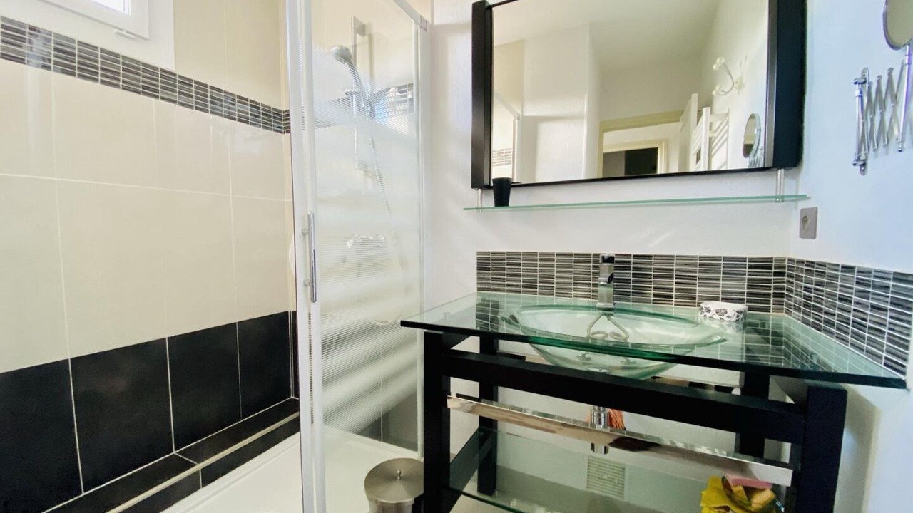 Photo of Bathroom in Rieux-Minervois