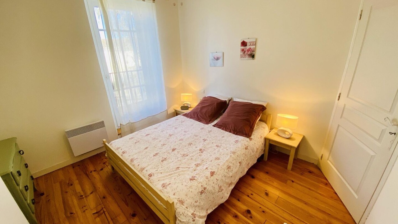 Photo of Bedroom in Villepinte