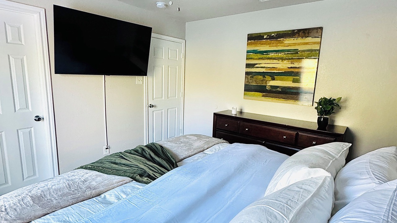 Photo of Bedroom in Glenn Heights