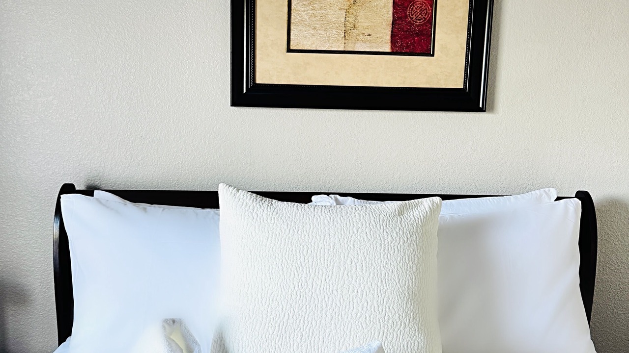 Photo of Bedroom in Glenn Heights