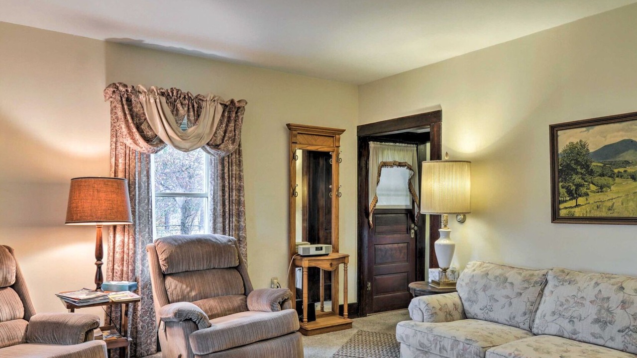 Photo of Livingroom in Le Roy