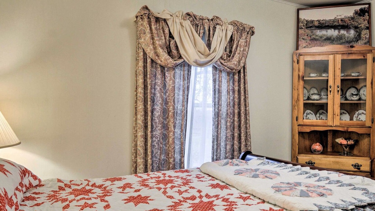 Photo of Bedroom in Le Roy