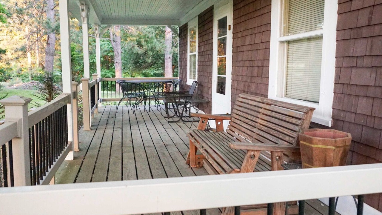 Photo of Patio Balcony in Le Roy
