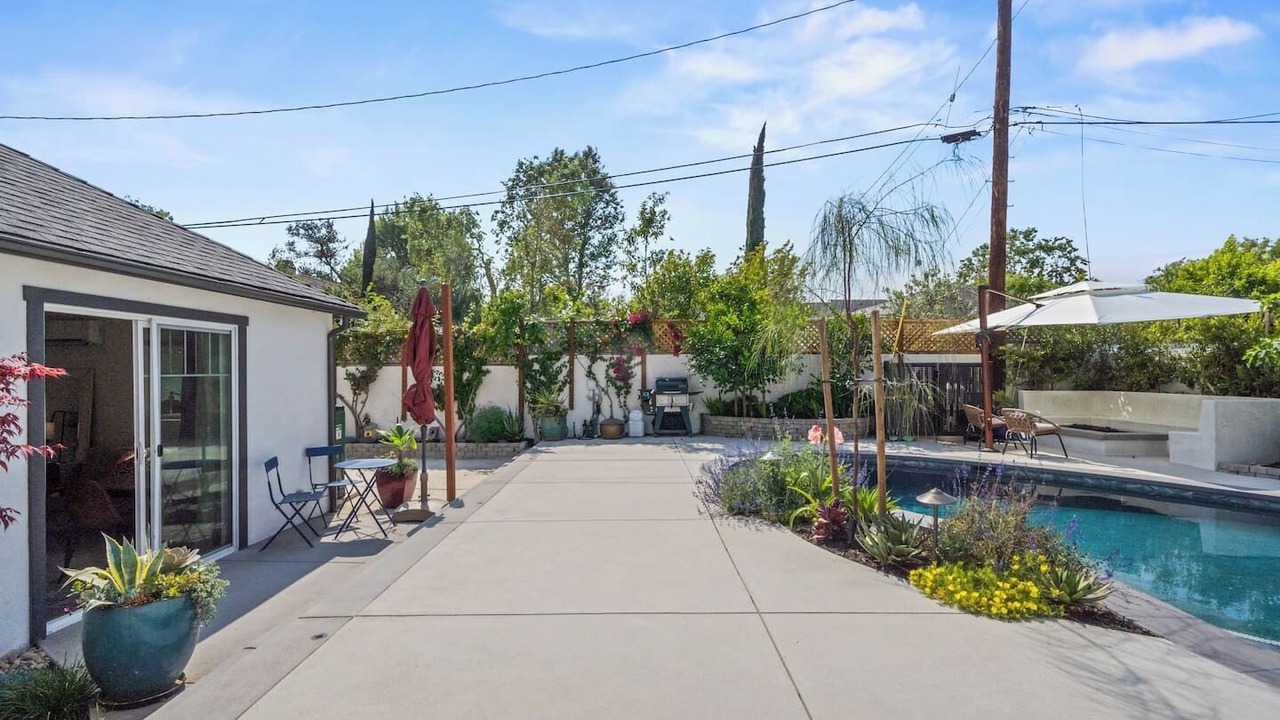 Photo of Others in La Canada Flintridge