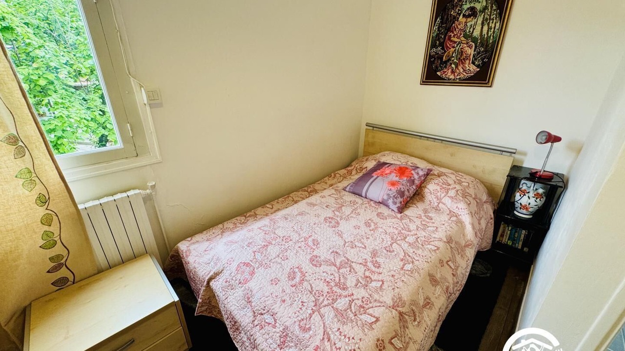 Photo of Bedroom in Quillan