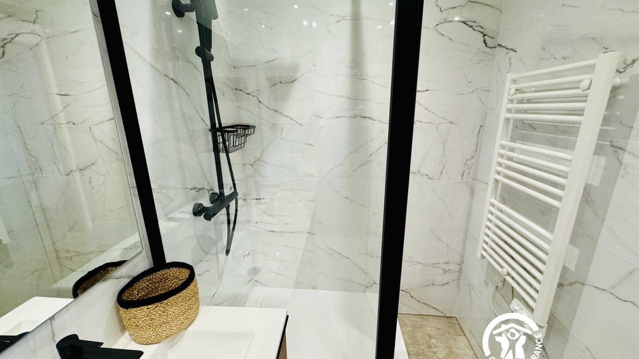 Photo of Bathroom in Cuxac-dʼAude