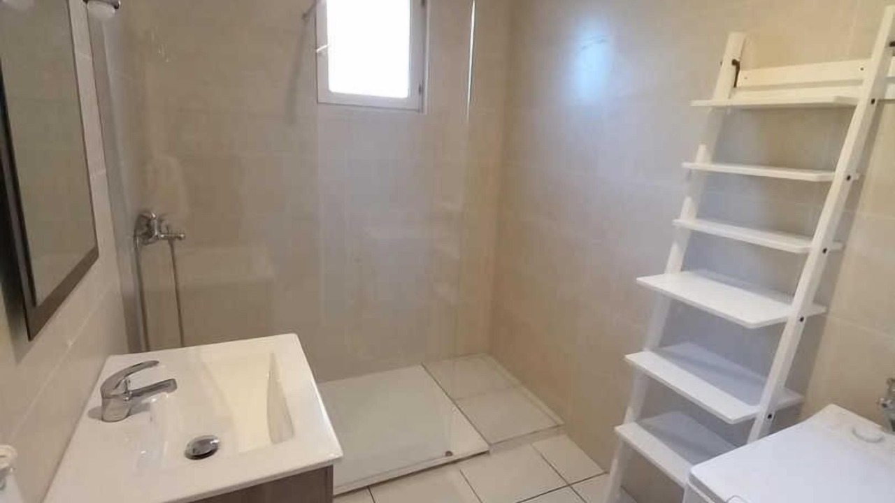 Photo of Bathroom in Montseret