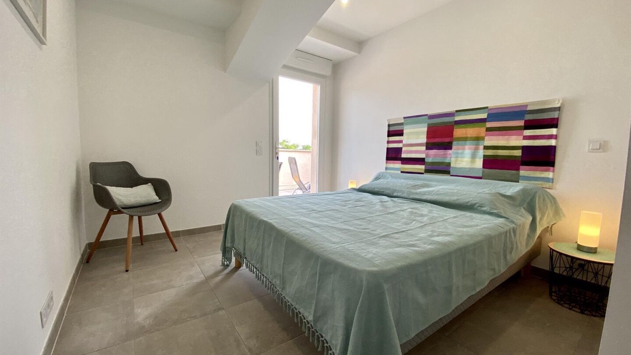 Photo of Bedroom in Roquefort-des-Corbieres