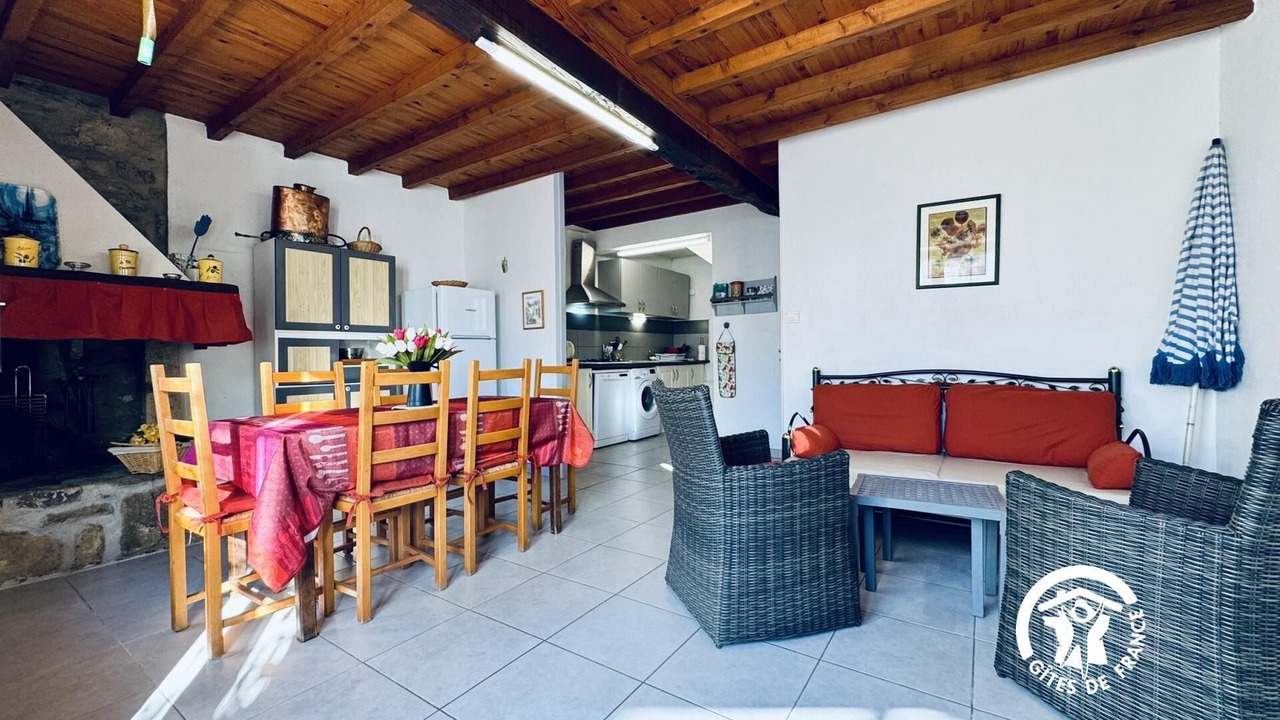 Photo of Others in Greffeil